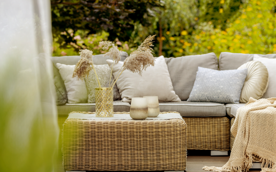 Comment décorer son extérieur en été : Quelques astuces pour un espace accueillant et estival